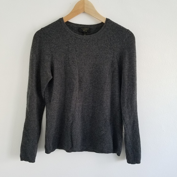 Bundle of 2 100% Cashmere Gray Sweater S/M - Picture 2 of 7